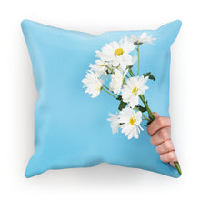 Carica l'immagine nel visualizzatore di Gallery, Cushion