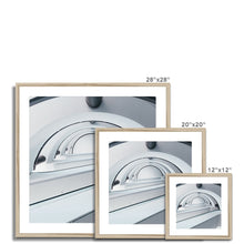 Încarcă imaginea în vizualizatorul Galerie, Framed & Mounted Print