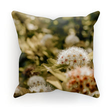 Carica l'immagine nel visualizzatore di Gallery, Cushion