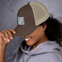 Încarcă imaginea în vizualizatorul Galerie, f Sapcă Trucker